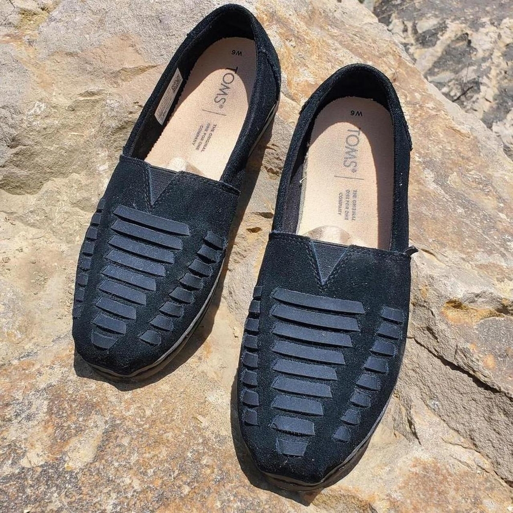 TOMS Black Casual Loafers